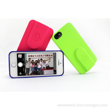 Rechargeable Camera Shutter with Pluggable USB2.0 Connector.